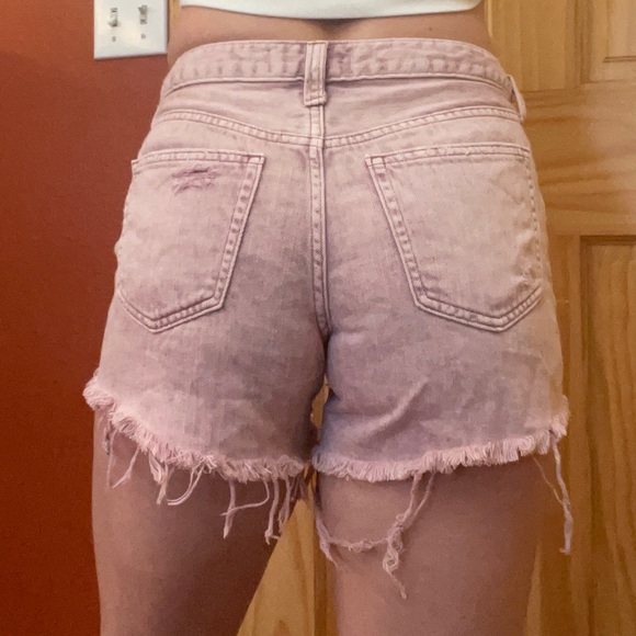 Free People We the Free Pink Distressed Cutoff Shorts - Picture 7 of 8